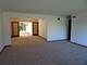 11548 Autobahn Dr West, Palos Park, IL 60464