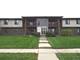 801 Brook Unit 2A, Streamwood, IL 60107