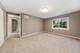 4 Stonehearth, Indian Head Park, IL 60525