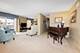 1720 Lakecliffe Unit B, Wheaton, IL 60189