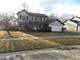 320 Moraine Hill, Cary, IL 60013