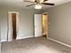 300 Taylor Unit -, Vernon Hills, IL 60061