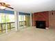 5821 Oakwood Unit F, Lisle, IL 60532