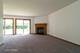 205 Glasgow Unit V1, Schaumburg, IL 60194