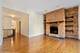 1025 W Dakin, Chicago, IL 60613