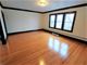 5805 W Cullom Unit 2, Chicago, IL 60634