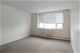 201 S Maple Unit 107, Oak Park, IL 60302