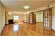 611 W Briar Unit 301, Chicago, IL 60657