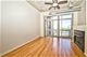 933 W Van Buren Unit 620, Chicago, IL 60607