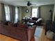 1221 Queen Anne, Woodstock, IL 60098