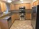 6822 N Northwest Unit 2R, Chicago, IL 60631