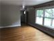 209 E Valley, Arlington Heights, IL 60004