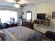 905 Center Unit 306, Des Plaines, IL 60016