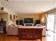 820 Oakton Unit 2F, Evanston, IL 60202