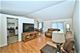 146 W Golf Unit E, Libertyville, IL 60048