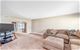 863 Papoose, Carol Stream, IL 60188