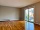 8995 Kennedy Unit 202B, Des Plaines, IL 60016
