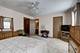 953 Hill Crest, Carol Stream, IL 60188