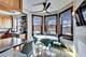 553 W Melrose Unit 3W, Chicago, IL 60657