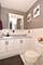 644 Lake Unit 1W, Oak Park, IL 60301
