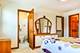 5805 N Corona, Palatine, IL 60067