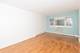 619 W Stratford Unit 204, Chicago, IL 60657
