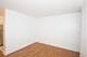 619 W Stratford Unit 204, Chicago, IL 60657