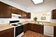 105 Villa, Bloomingdale, IL 60108