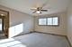 828 Longmeadow, Carol Stream, IL 60188