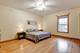 438 W Oakdale Unit 1, Chicago, IL 60657