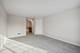 2533 Camberley Unit 2-811, Westchester, IL 60154