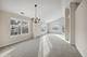 2533 Camberley Unit 2-811, Westchester, IL 60154