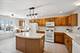 2533 Camberley Unit 2-811, Westchester, IL 60154