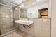 420 W Grand Unit 2H, Chicago, IL 60654