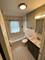 452 W Oakdale Unit 203, Chicago, IL 60657