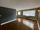 452 W Oakdale Unit 203, Chicago, IL 60657