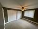 452 W Oakdale Unit 203, Chicago, IL 60657
