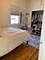 2835 N Racine Unit 2R, Chicago, IL 60657