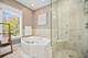 907 Queens, Glenview, IL 60025