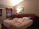 821 Perry, Algonquin, IL 60102