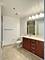 225 S Sangamon Unit 807, Chicago, IL 60607