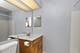 945 E Kenilworth Unit 122, Palatine, IL 60074