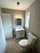 2N122 Clarendon, Lombard, IL 60148