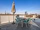 667 W Hobbie, Chicago, IL 60610