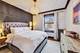 823 W Oakdale Unit 2B, Chicago, IL 60657