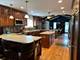 2813 Briarwood West, Arlington Heights, IL 60005