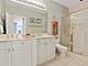 2960 N River Walk, Chicago, IL 60618