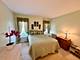 1475 S County Farm Unit 1-3, Wheaton, IL 60189