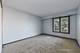 821 Oakton Unit 202, Elk Grove Village, IL 60007