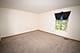 109 White Oak Unit 7, Schaumburg, IL 60195
